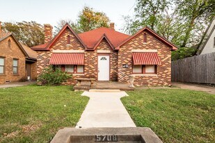 5708 Live Oak St in Dallas, TX - Building Photo