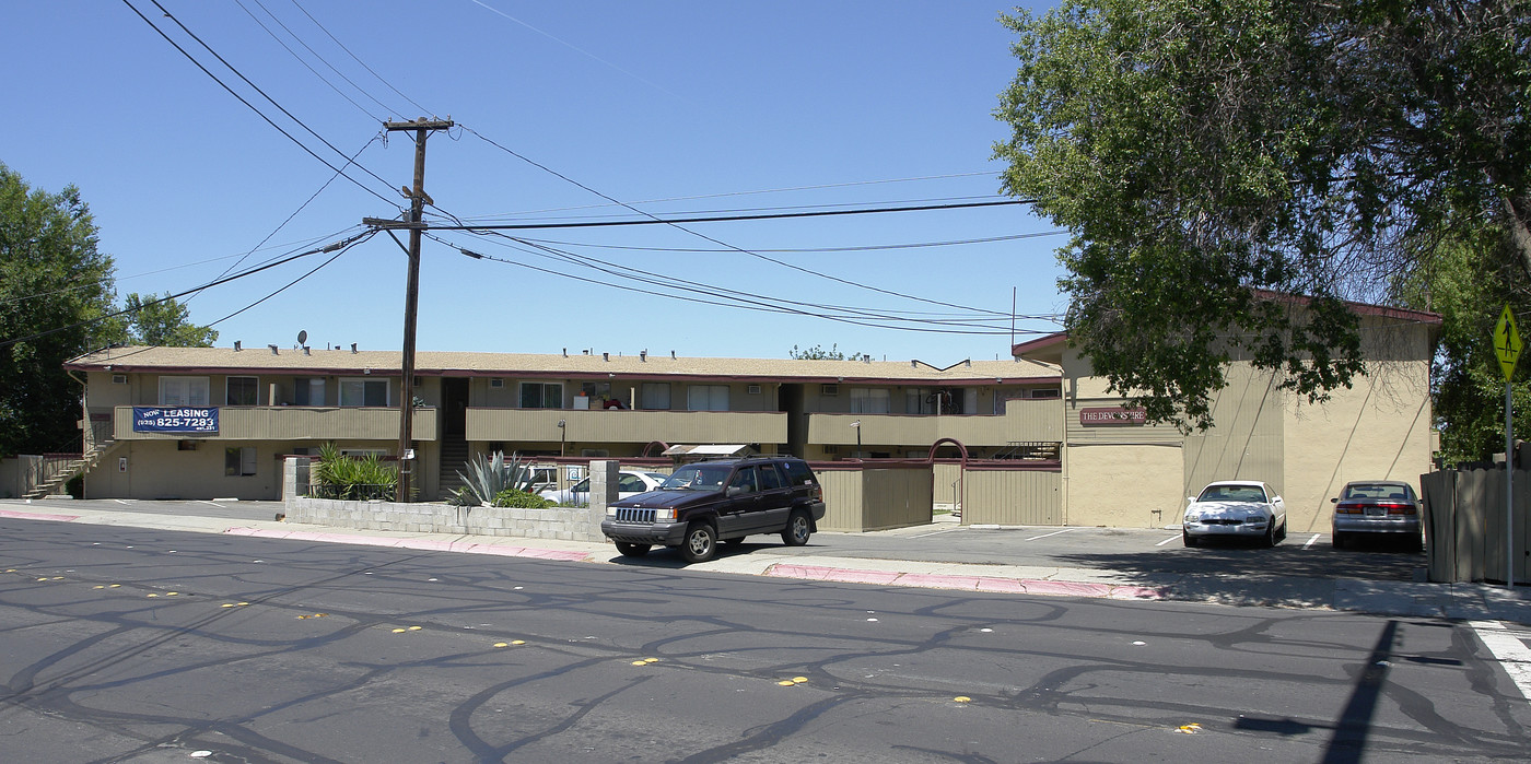 The Devonshire Apartments in Concord, CA - Building Photo