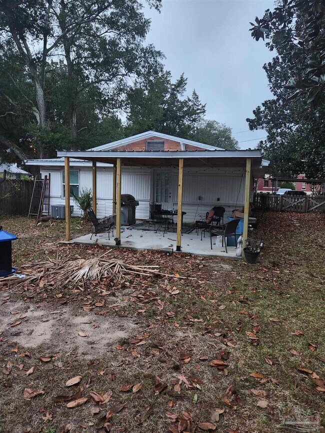 1211 E Strong St in Pensacola, FL - Building Photo - Building Photo