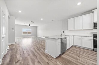 1816 Jeanine Dr in Anna, TX - Building Photo - Building Photo
