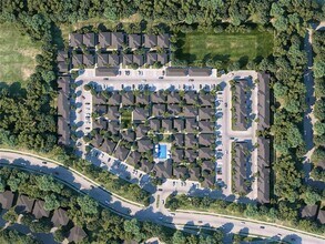 2400 Montgomery Park Blvd in Conroe, TX - Building Photo - Building Photo