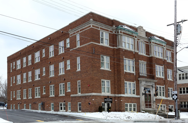 Swayze Apartments in Flint, MI - Foto de edificio - Building Photo