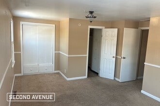 900 S Spring St in Evansville, IN - Building Photo - Building Photo