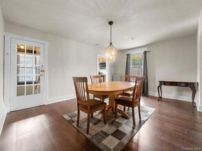 109 Cooper Dr, Unit B in Nyack, NY - Building Photo - Building Photo