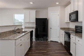 3998 Meredith Woods Ln in Winston-Salem, NC - Building Photo - Building Photo