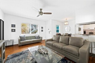 3015 Seville St, Unit 1 in Fort Lauderdale, FL - Building Photo