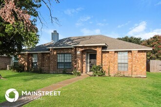 2313 Crestview Ln in Rowlett, TX - Building Photo - Building Photo