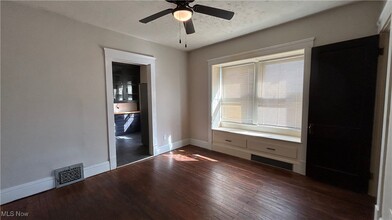4020 Woburn Ave in Cleveland, OH - Building Photo - Building Photo
