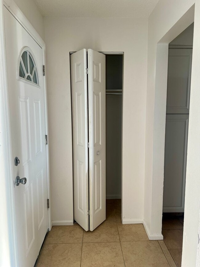 4651 S Lowell Blvd in Denver, CO - Building Photo - Building Photo