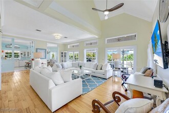 203 San Mateo Dr in Bonita Springs, FL - Building Photo - Building Photo