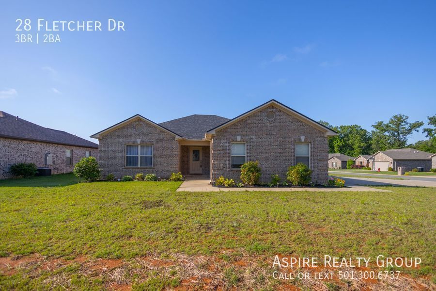 28 Fletcher Dr in Austin, AR - Building Photo