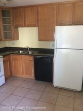 6333 College Grove Way-Unit -Unit 89 in San Diego, CA - Building Photo - Building Photo