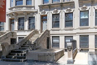288 Convent Ave in New York, NY - Foto de edificio - Building Photo