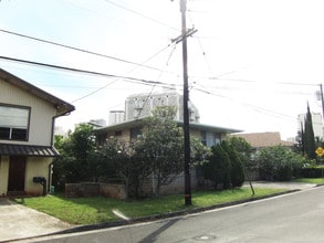 1645 Citron St in Honolulu, HI - Building Photo - Building Photo