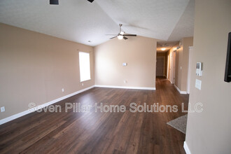 1213 St Clair Ave in Columbus, OH - Building Photo - Building Photo