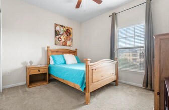 8201 Green Parrot Road, Unit 308 in Jacksonville, FL - Building Photo - Building Photo