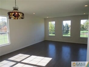 49 Mattawang Dr in Franklin Township, NJ - Building Photo - Building Photo