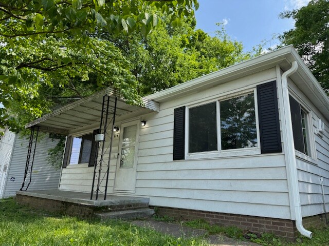 409 Eastgate Rd in Sevierville, TN - Building Photo