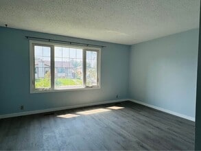 212 Whitlock Pl NE in Calgary, AB - Building Photo - Building Photo