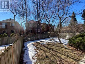 4144 Lastrada Heights in Mississauga, ON - Building Photo - Building Photo