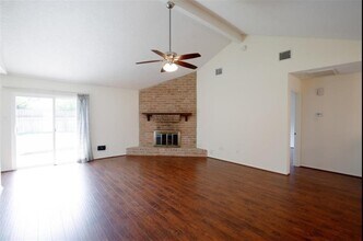 1027 Valley Ranch Dr in Katy, TX - Building Photo - Building Photo