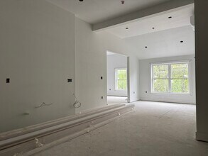 251 Sladen St in Dracut, MA - Building Photo - Building Photo