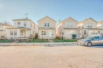214 Center St in Dundalk, MD - Building Photo - Building Photo