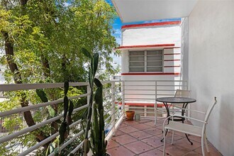 836 Pennsylvania Ave, Unit C in Miami Beach, FL - Foto de edificio - Building Photo