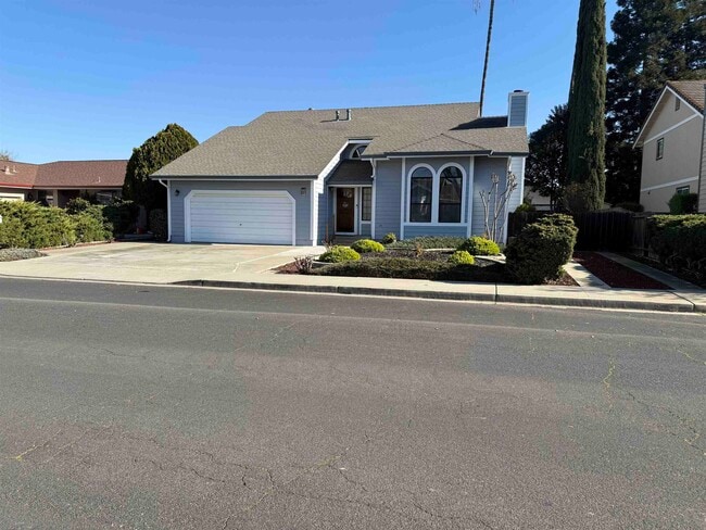 298 Wildberry Dr in Brentwood, CA - Building Photo - Building Photo