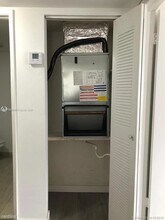 9421 Fontainebleau Blvd in Miami, FL - Building Photo - Building Photo