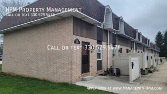 222 Northwest Ave in Tallmadge, OH - Building Photo