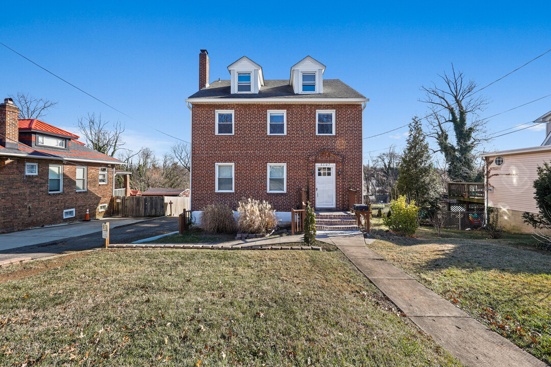 5107 Leeds Ave, Unit 2 in Arbutus, MD - Building Photo