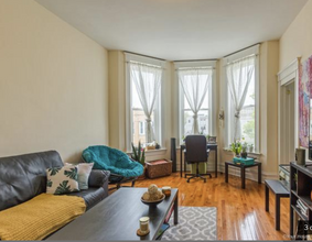 841 N Damen Ave, Unit 3F in Chicago, IL - Building Photo - Building Photo