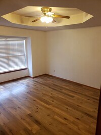 216 W Wade St photo'