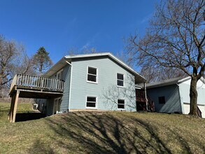 2241 Saginaw Rd SE in Grand Rapids, MI - Building Photo - Building Photo