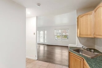 10 Clipper Ct in Newark, DE - Building Photo - Building Photo