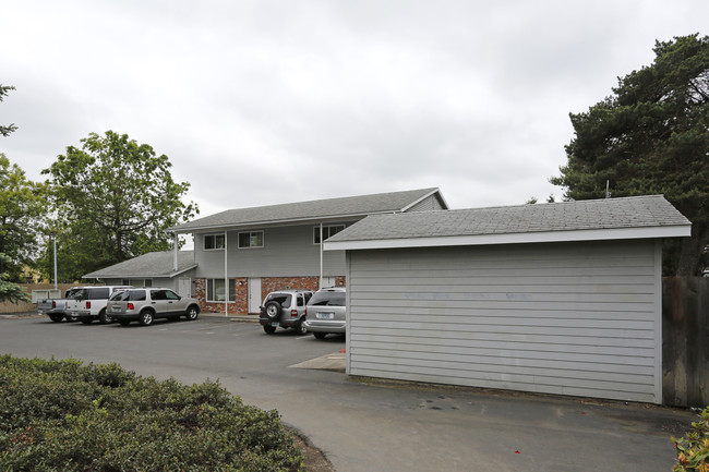 Cornell Apartments in Hillsboro, OR - Building Photo - Building Photo