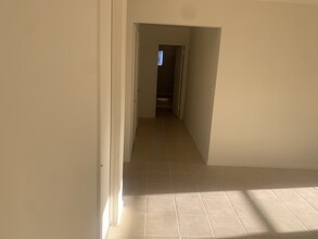 2721 SW 8th St, Unit 2 in Fort Lauderdale, FL - Foto de edificio - Building Photo