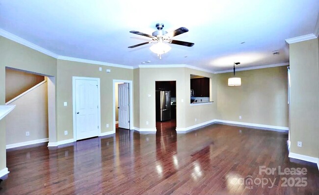 12205 Cannes St in Charlotte, NC - Foto de edificio - Building Photo