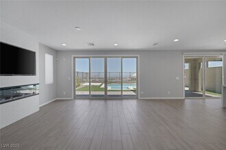 440 Harmony Bay Ave in Las Vegas, NV - Building Photo - Building Photo
