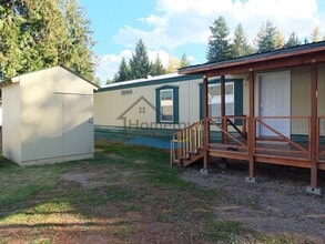 468800 US-95 in Sagle, ID - Building Photo - Building Photo