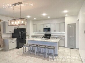 20261 N Herbert Ave in Maricopa, AZ - Building Photo - Building Photo