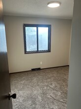 1809 W 37th St in Sioux Falls, SD - Building Photo - Building Photo