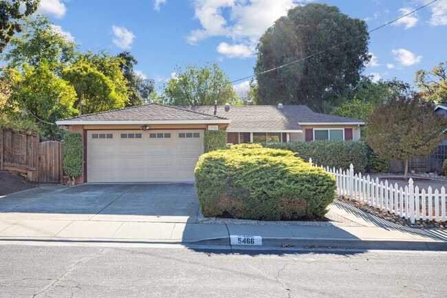 property at 5466 Florida Dr