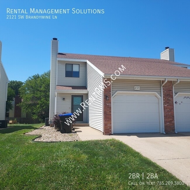 property at 2121 SW Brandywine Ln