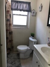 1726 NW 19th St in Miami, FL - Building Photo - Building Photo