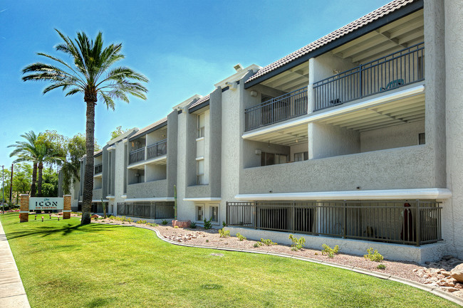 The Icon on Central in Phoenix, AZ - Building Photo - Building Photo