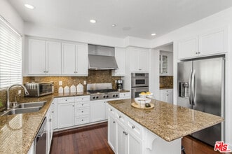 6021 Dawn Crk in Los Angeles, CA - Building Photo - Building Photo