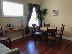 1234 Union St in Oakland, CA - Building Photo