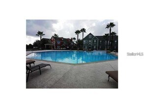 9408 Lake Chase Island Way in Tampa, FL - Building Photo - Building Photo